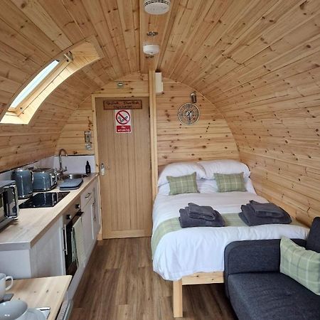 فيلا Loch An Eilean Pod Isle Of South Uist Pollachara المظهر الخارجي الصورة