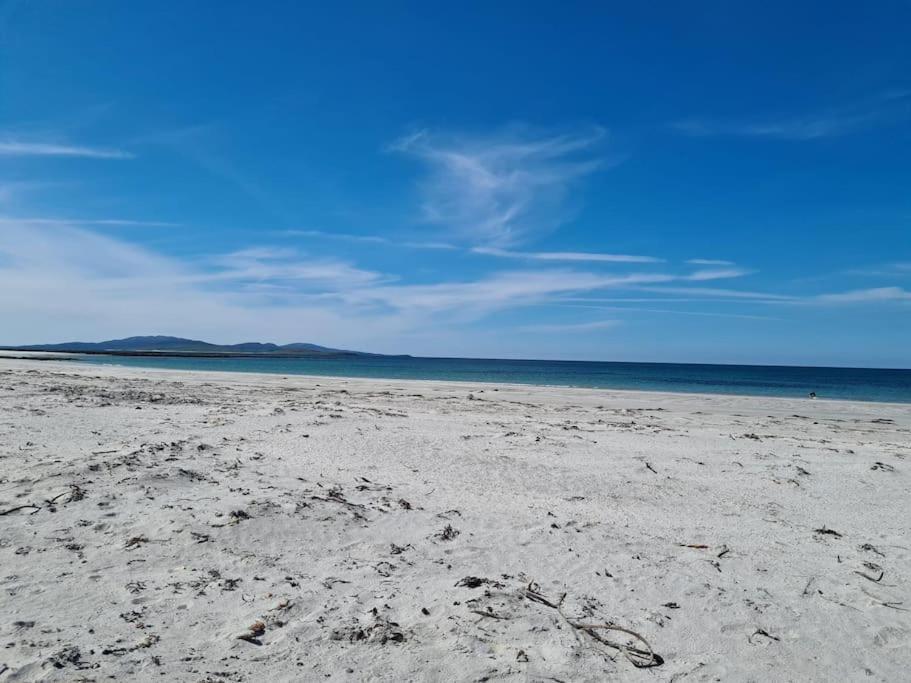 فيلا Loch An Eilean Pod Isle Of South Uist Pollachara المظهر الخارجي الصورة