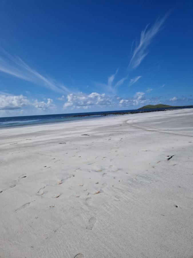 فيلا Loch An Eilean Pod Isle Of South Uist Pollachara المظهر الخارجي الصورة