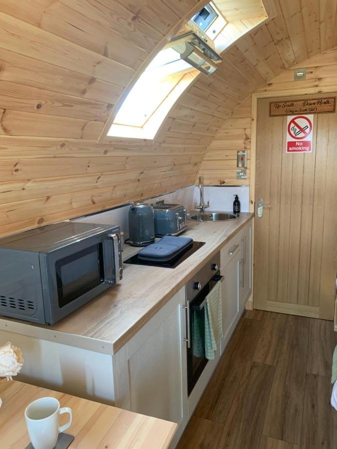 فيلا Loch An Eilean Pod Isle Of South Uist Pollachara المظهر الخارجي الصورة