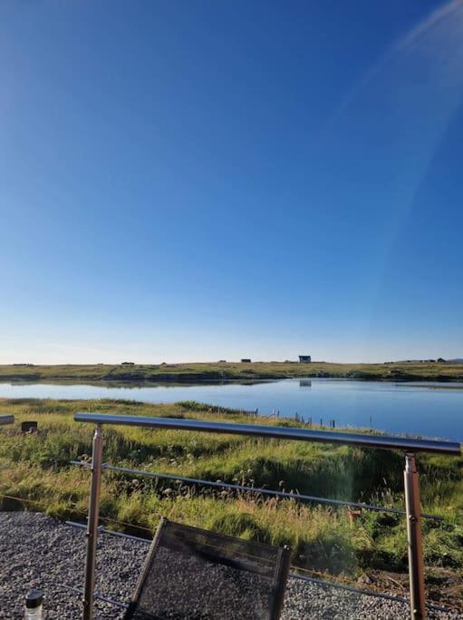فيلا Loch An Eilean Pod Isle Of South Uist Pollachara المظهر الخارجي الصورة