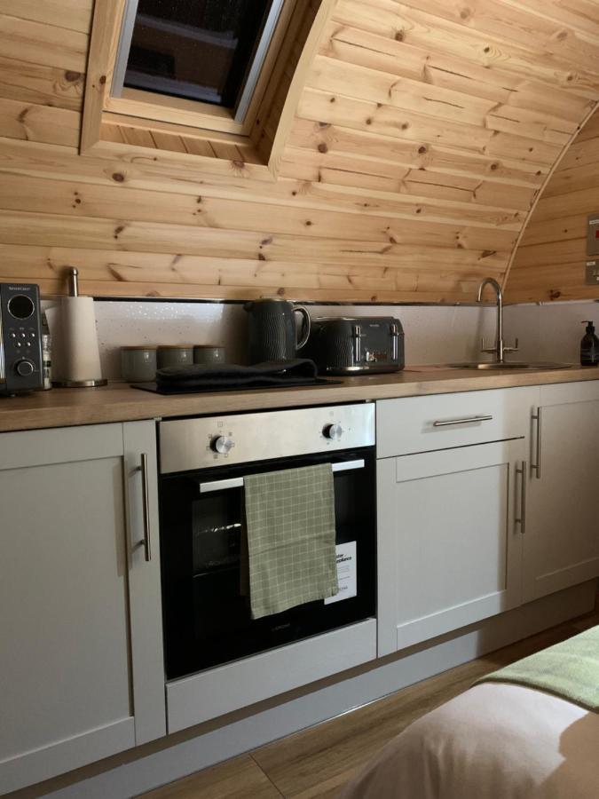 فيلا Loch An Eilean Pod Isle Of South Uist Pollachara المظهر الخارجي الصورة