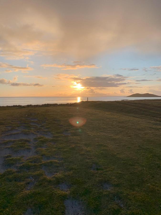 فيلا Loch An Eilean Pod Isle Of South Uist Pollachara المظهر الخارجي الصورة