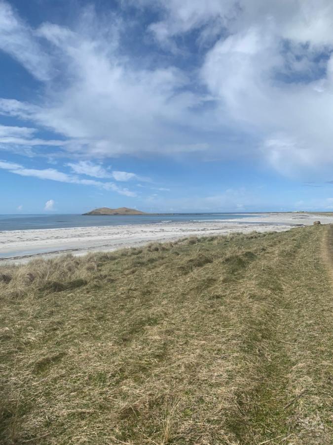 فيلا Loch An Eilean Pod Isle Of South Uist Pollachara المظهر الخارجي الصورة