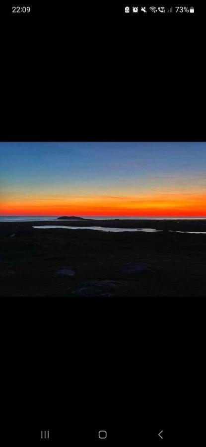 فيلا Loch An Eilean Pod Isle Of South Uist Pollachara المظهر الخارجي الصورة